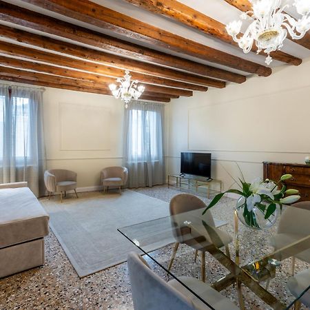 ונציה San Vio Palace Luxury Apartments מראה חיצוני תמונה