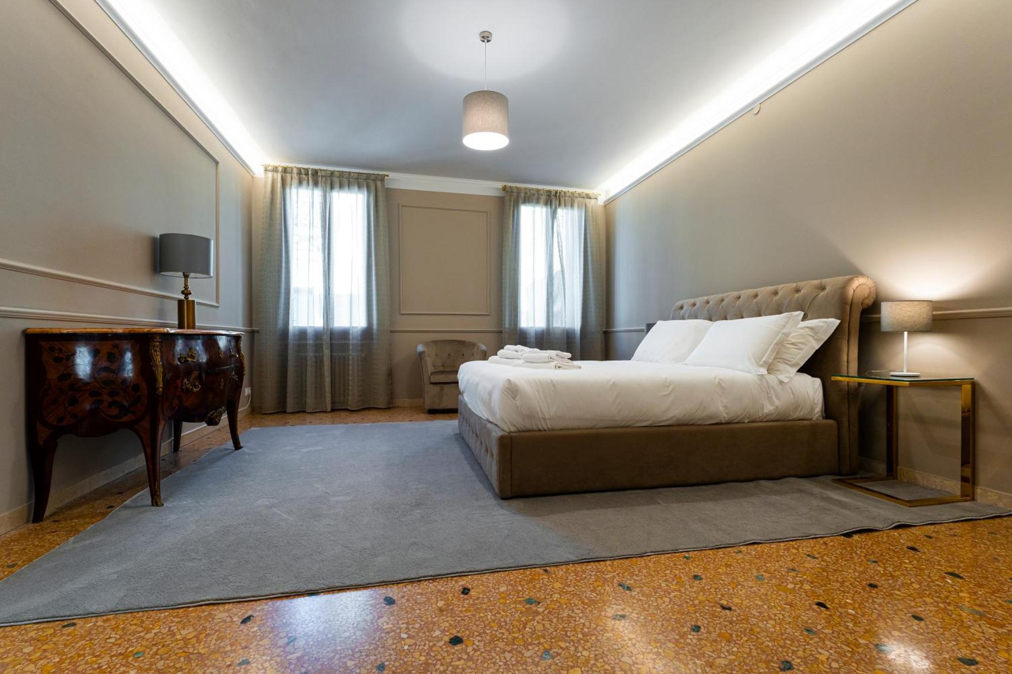 ונציה San Vio Palace Luxury Apartments מראה חיצוני תמונה